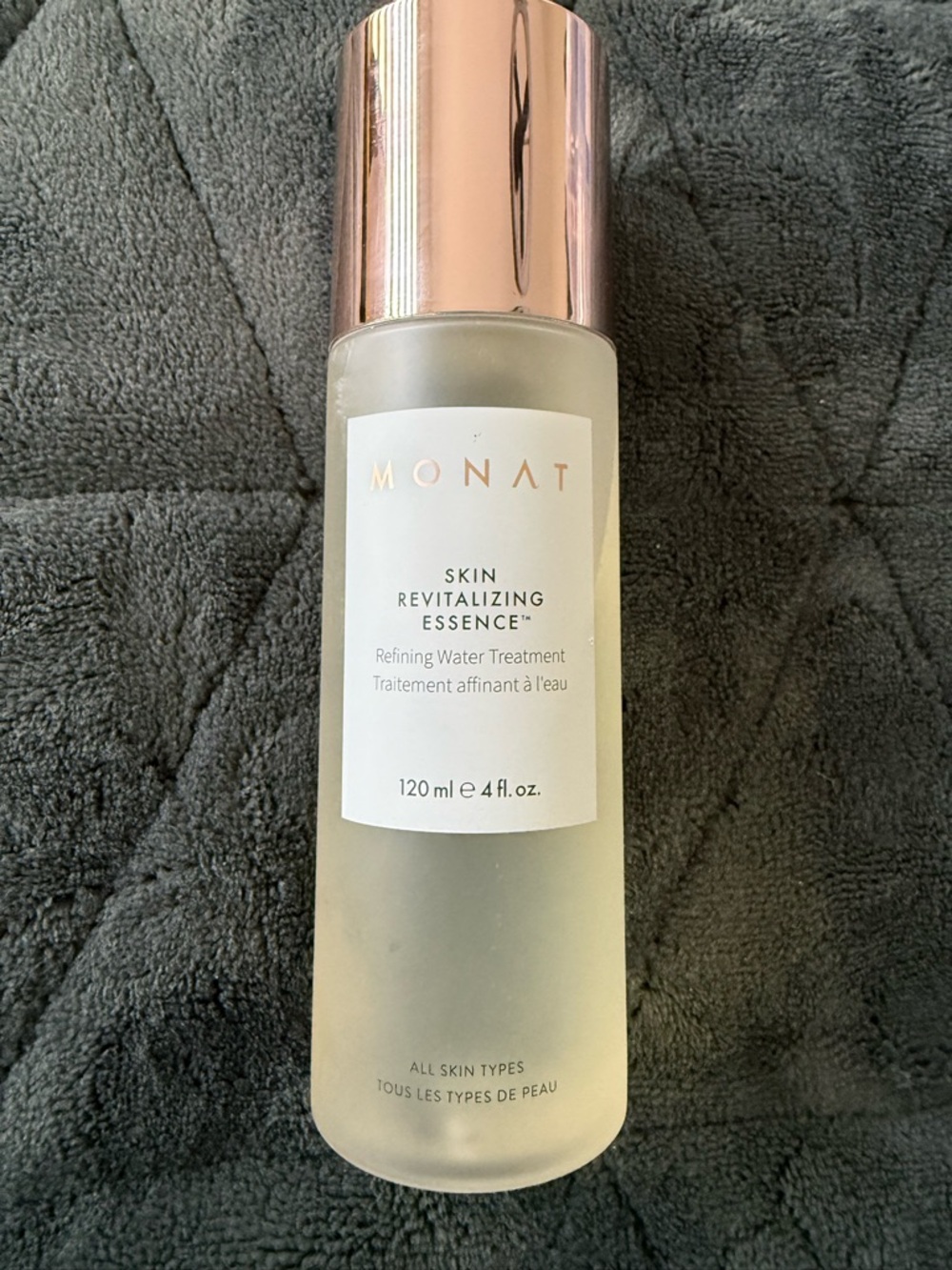 Skin Revitalizing Essence Refining Water - Monat
